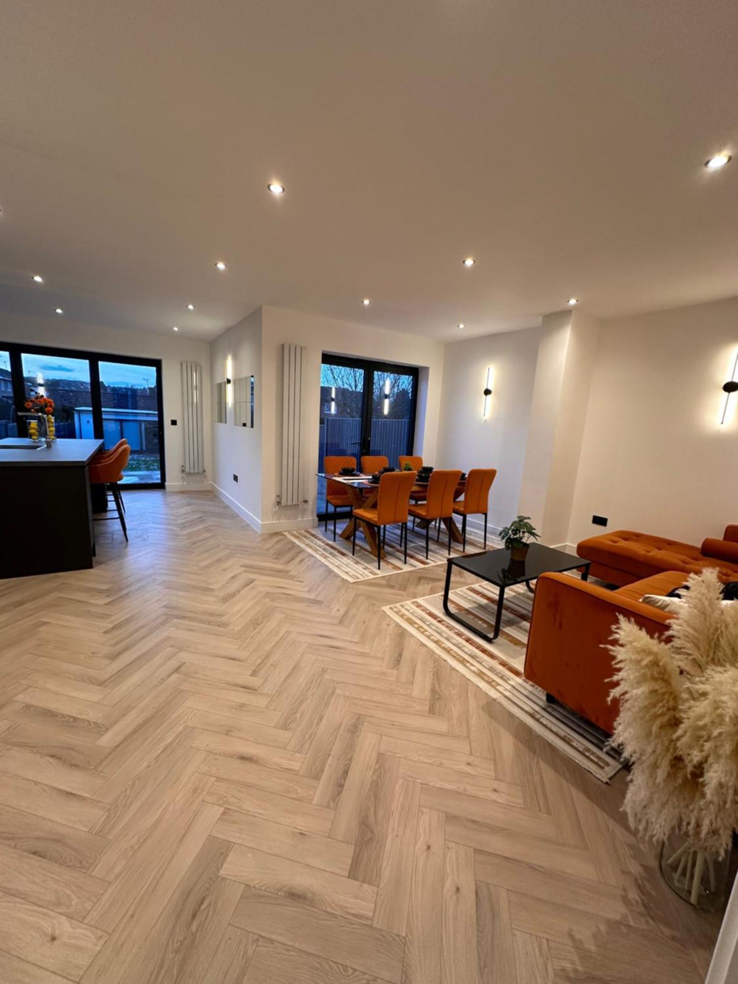 R5 - Luxury Private Ensuite Self-Contained Room - Newly Renovated Halesowen Exterior photo